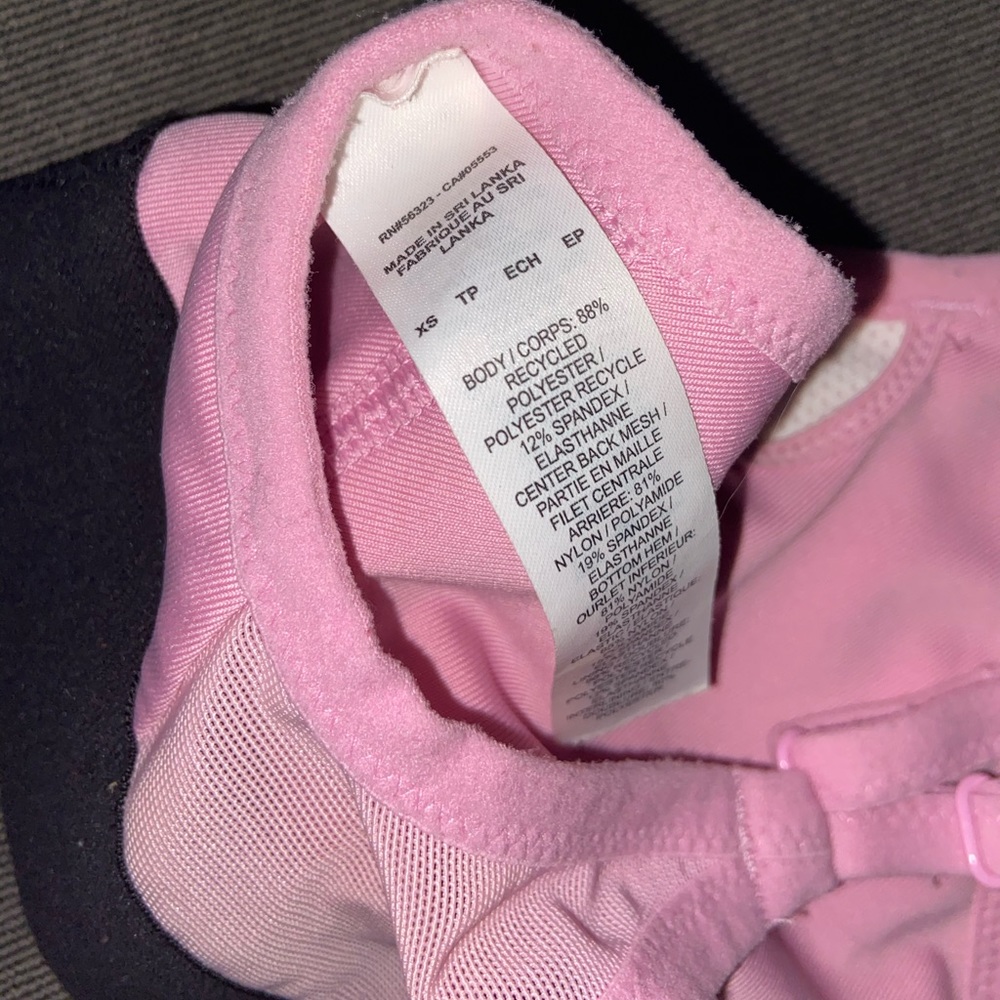 Pink nike sports bra - Picture 3 of 3